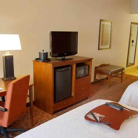 Hampton Inn Bangor-2